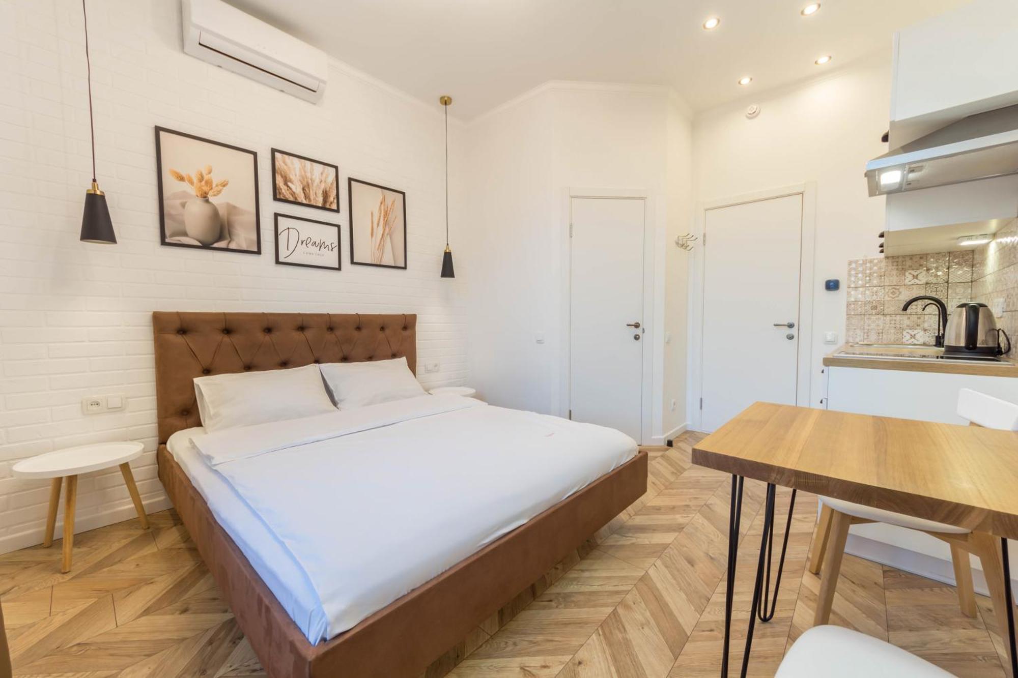 Self Check-In Apartments Kyiv Exterior photo