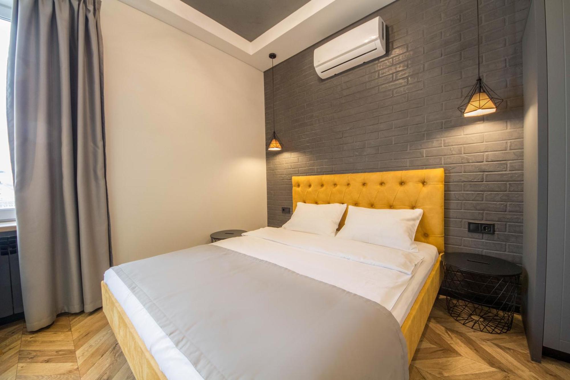 Self Check-In Apartments Kyiv Exterior photo