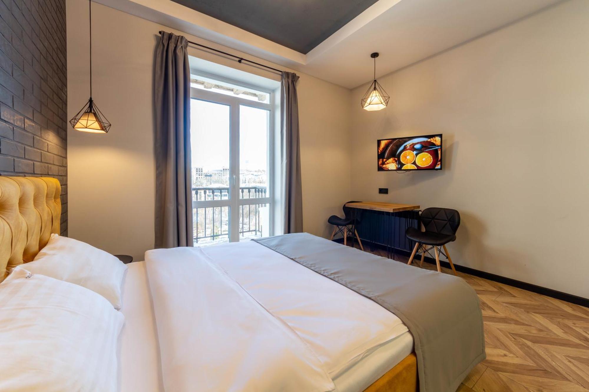 Self Check-In Apartments Kyiv Exterior photo