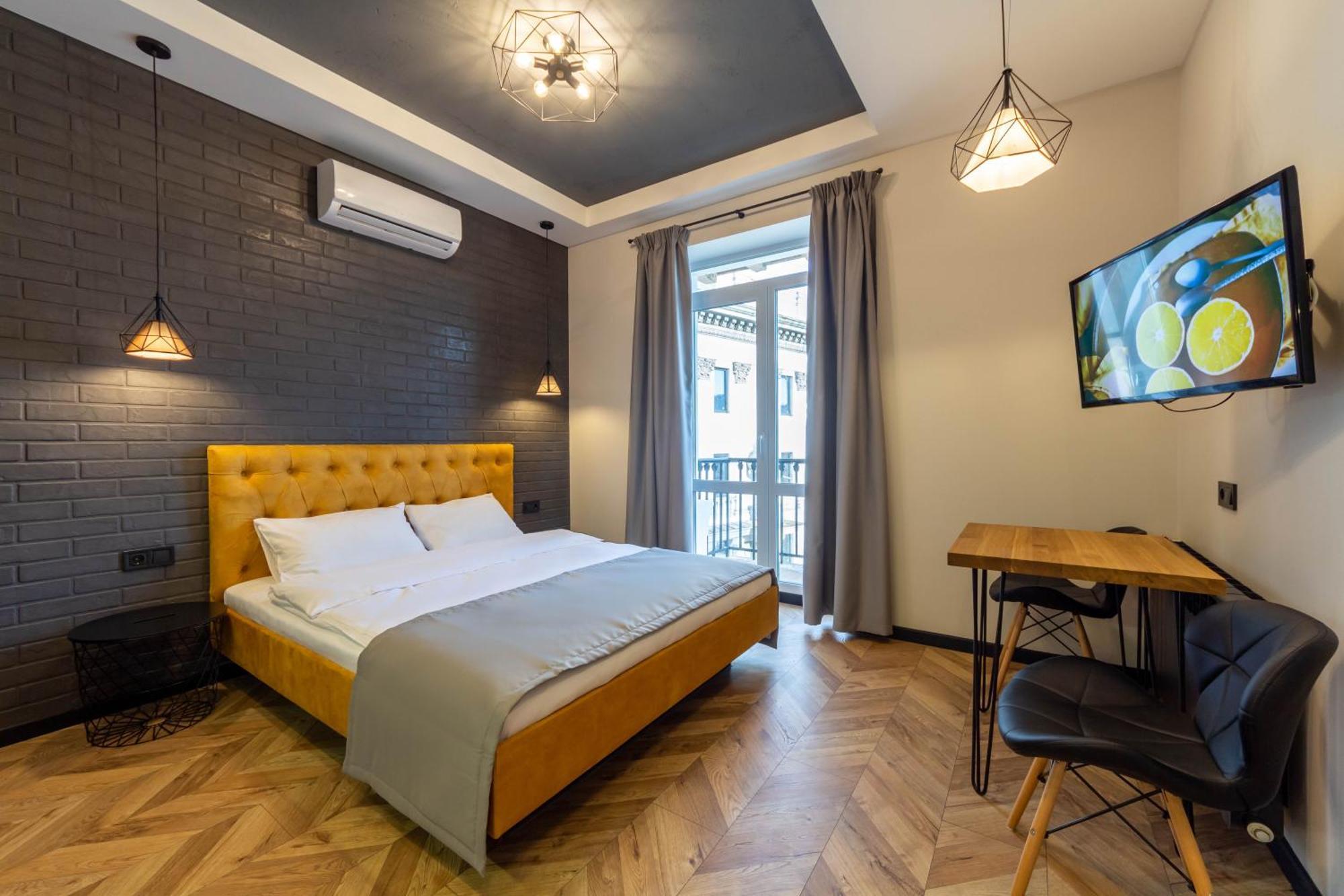 Self Check-In Apartments Kyiv Exterior photo
