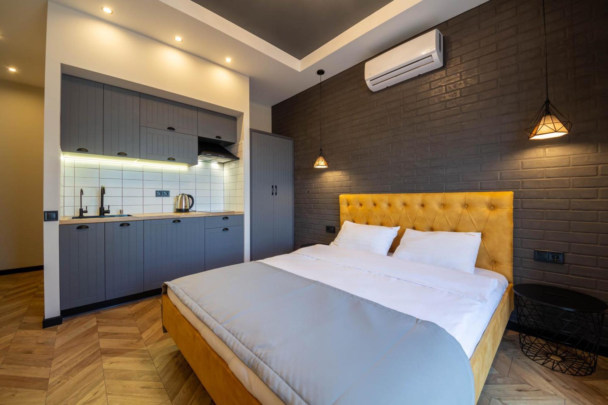 Self Check-In Apartments Kyiv Exterior photo