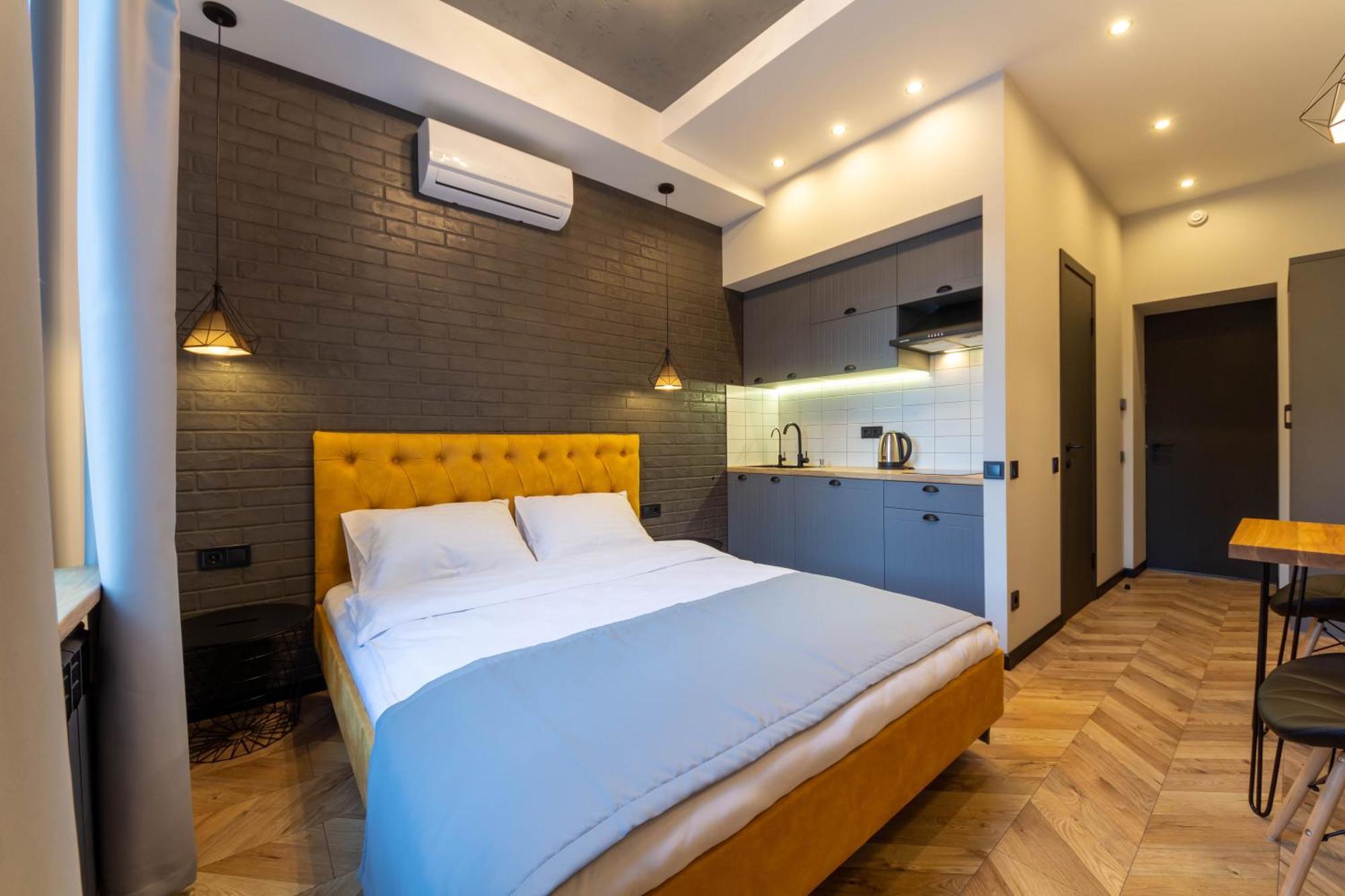 Self Check-In Apartments Kyiv Exterior photo