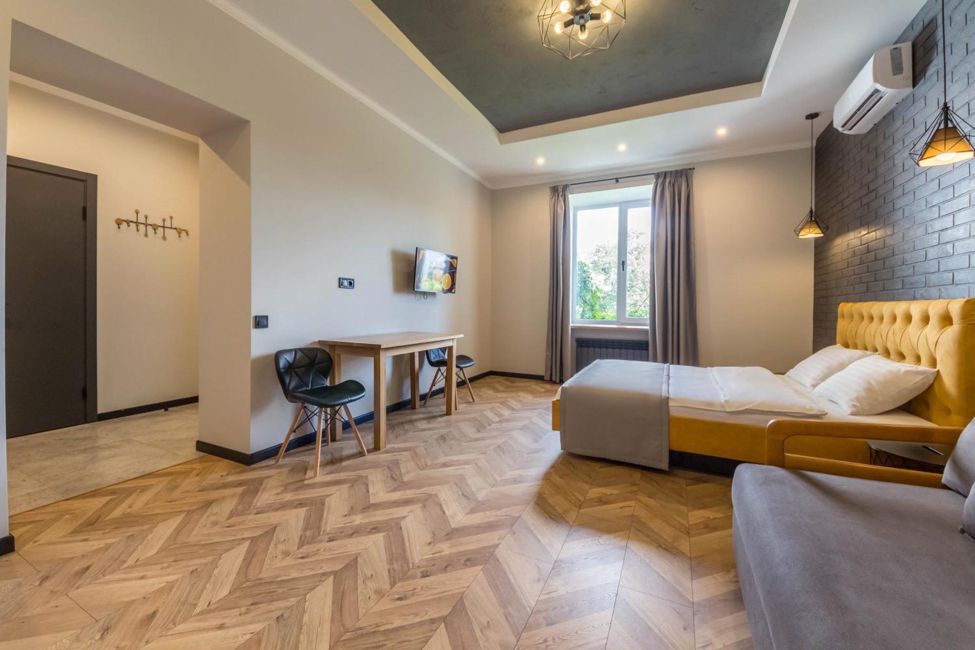 Self Check-In Apartments Kyiv Exterior photo