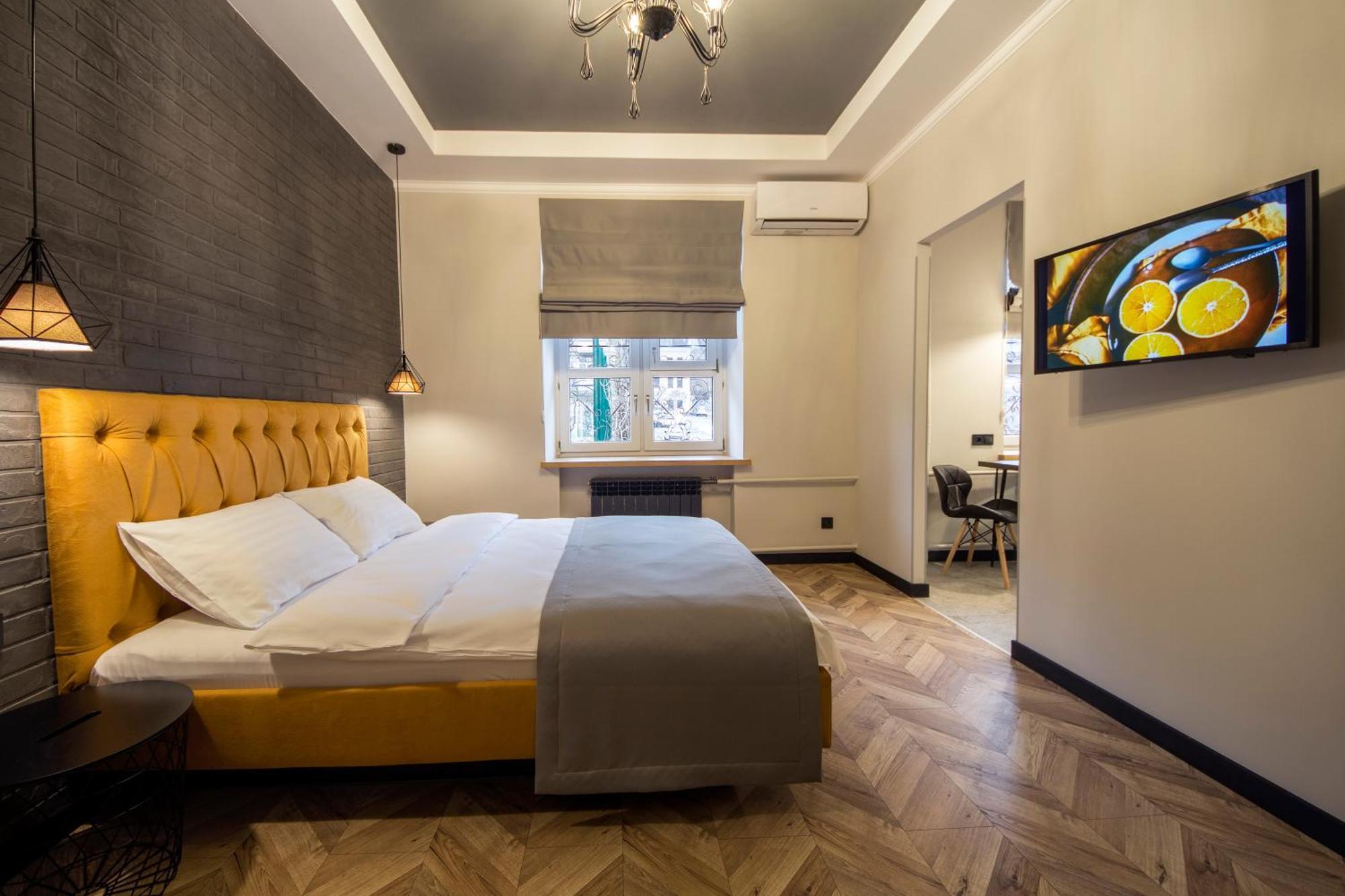 Self Check-In Apartments Kyiv Exterior photo