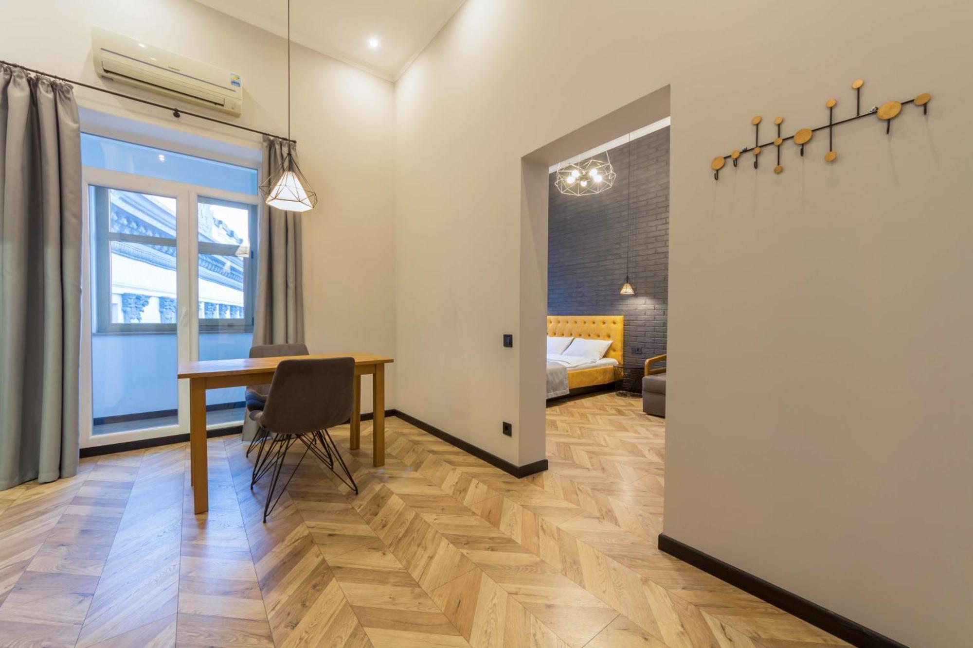 Self Check-In Apartments Kyiv Exterior photo