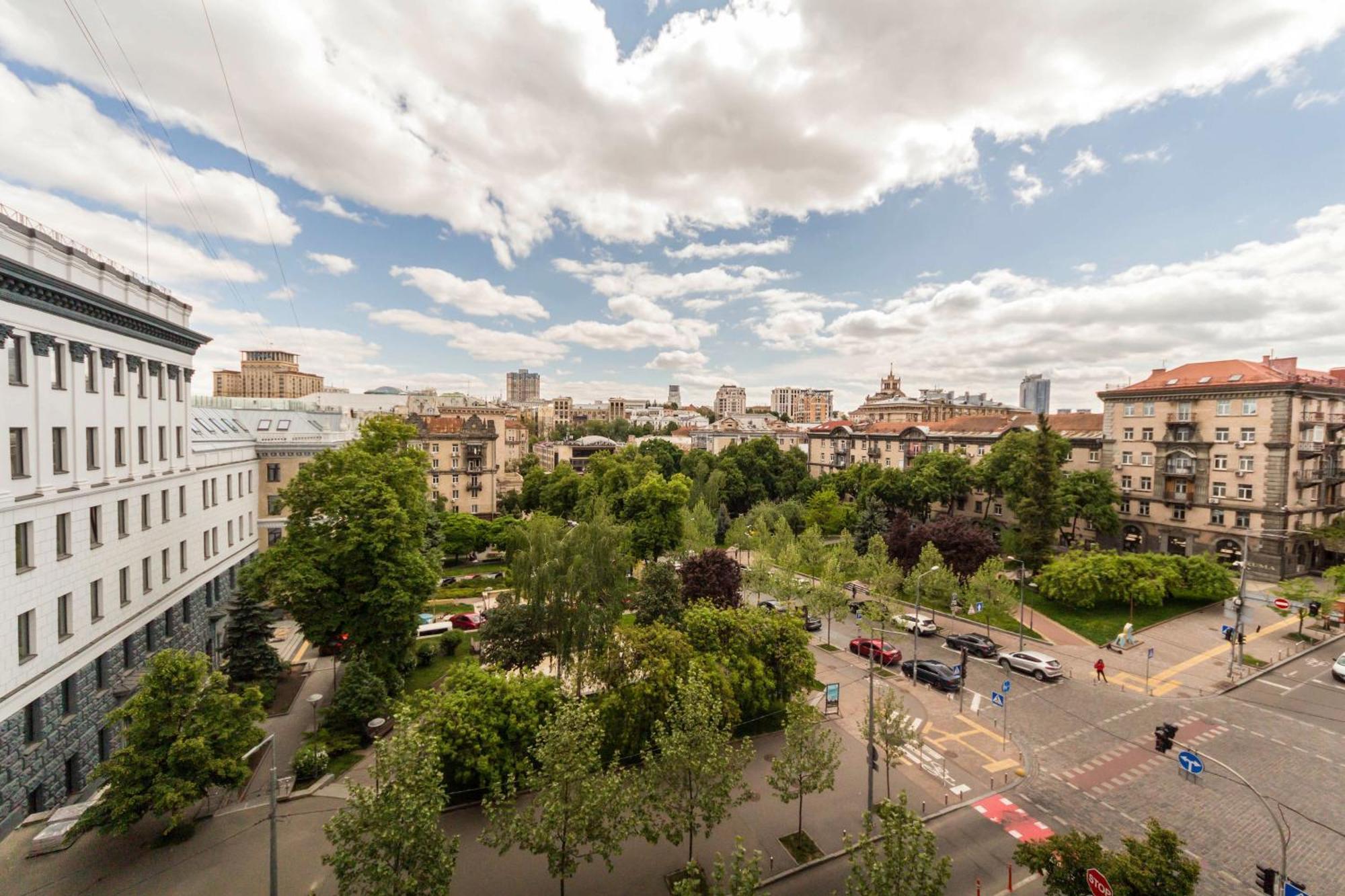 Self Check-In Apartments Kyiv Exterior photo